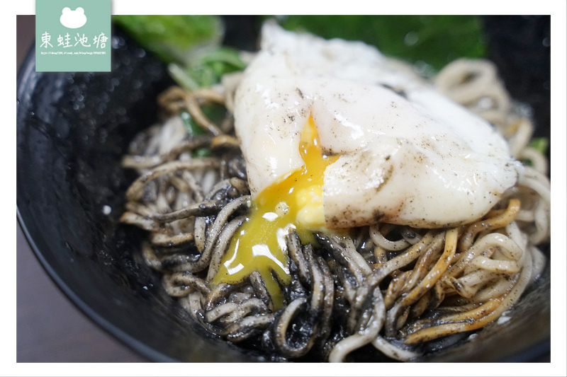 【台北24小時餐廳推薦】近遼寧夜市 好吃黑麻麵/餛飩湯 四鄉五島馬祖麵店