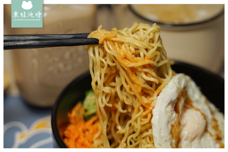 【林口早午餐推薦】林口獨特炒泡麵 超辣特色醬汁 6：35早午餐