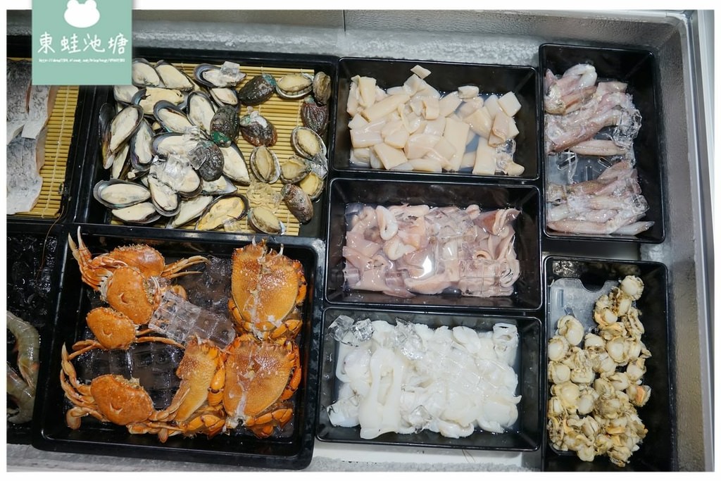 台北公司聚餐吃到飽 嗨蝦蝦百匯鍋物光復店 鴛鴦鍋/握壽司生魚片/天使紅蝦/雞佛無限量供應