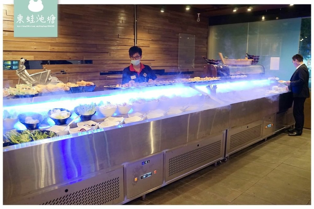 台北公司聚餐吃到飽 嗨蝦蝦百匯鍋物光復店 鴛鴦鍋/握壽司生魚片/天使紅蝦/雞佛無限量供應