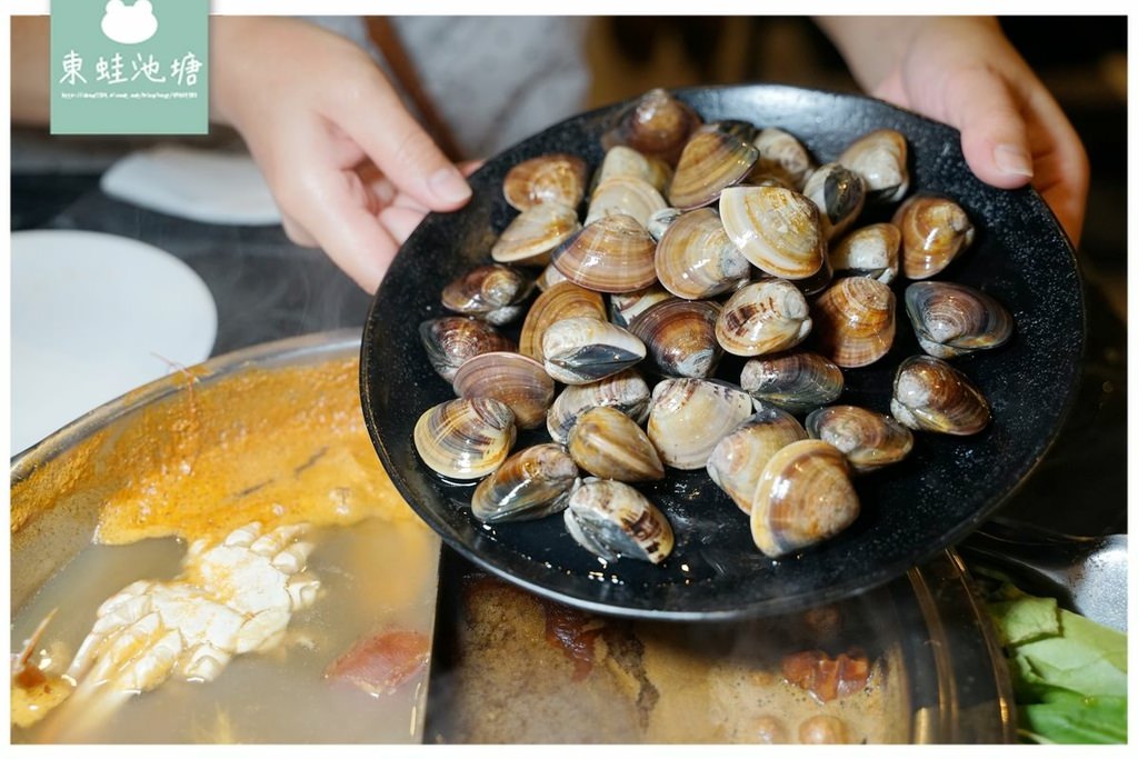 台北公司聚餐吃到飽 嗨蝦蝦百匯鍋物光復店 鴛鴦鍋/握壽司生魚片/天使紅蝦/雞佛無限量供應