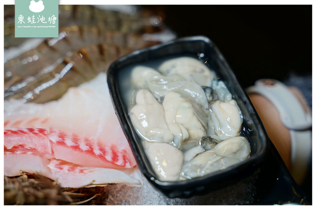 【中壢火鍋推薦】獨家北極熊麻奶湯 自助式蔬菜吧吃到飽 麻六味精選鍋物