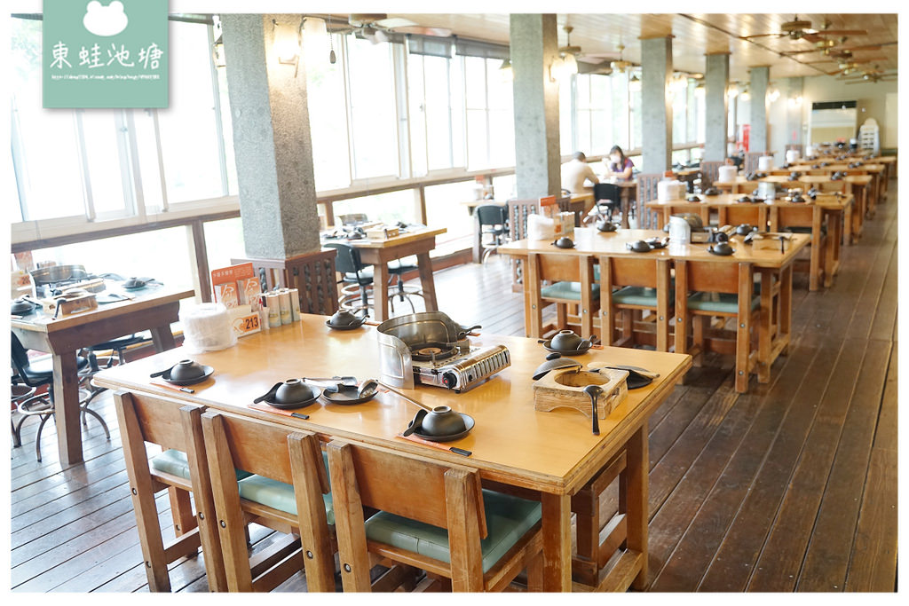 【台中新社美食餐廳推薦】台中大坑寵物友善餐廳好選擇 原木香菇土雞鍋 菇神新社店