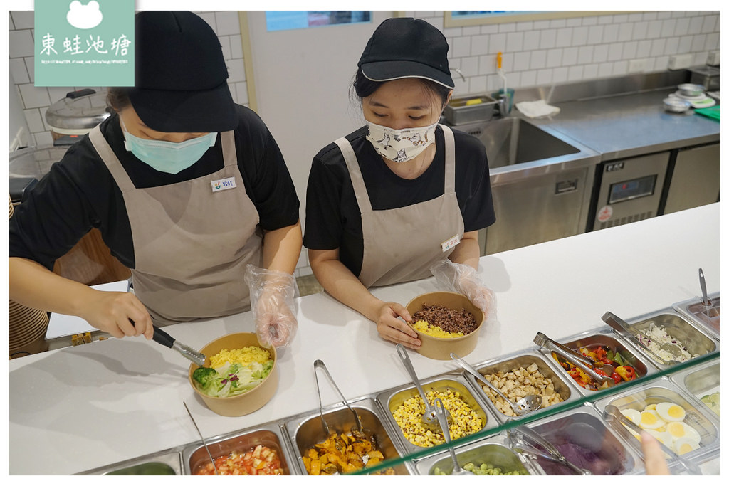 【台北國父紀念館美食推薦】美式異國拌飯外帶餐盒好選擇 客製化配菜醬料 OLLA 有樂健康當季速食光復店