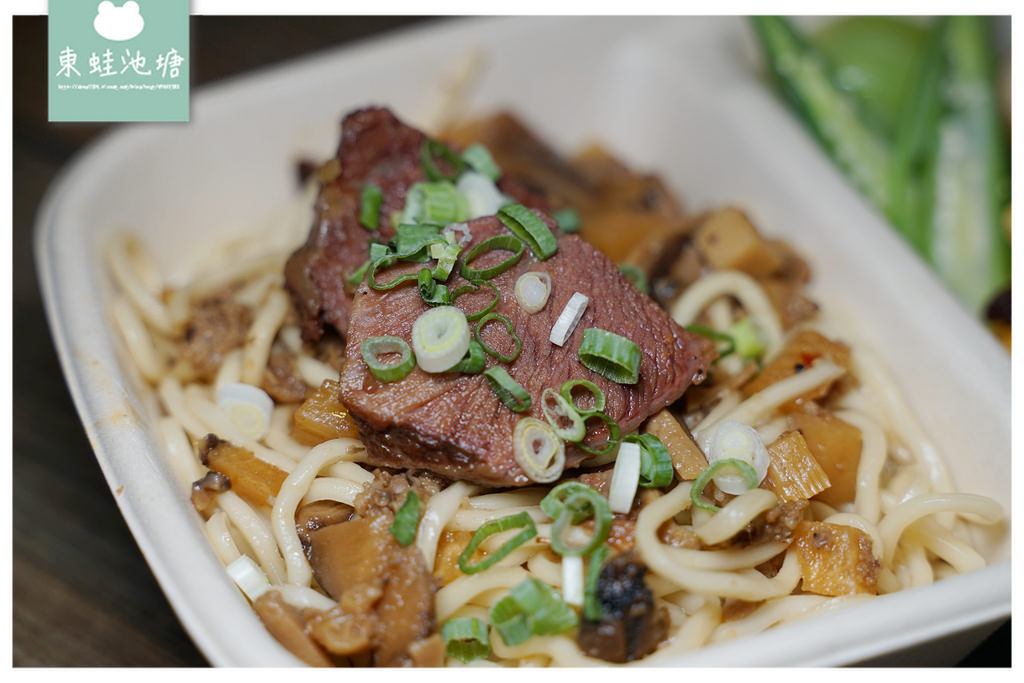 【新店小吃麵館推薦】時尚傳統新穎麵食 主廚嚴選外帶餐盒 功夫豬私廚好麵