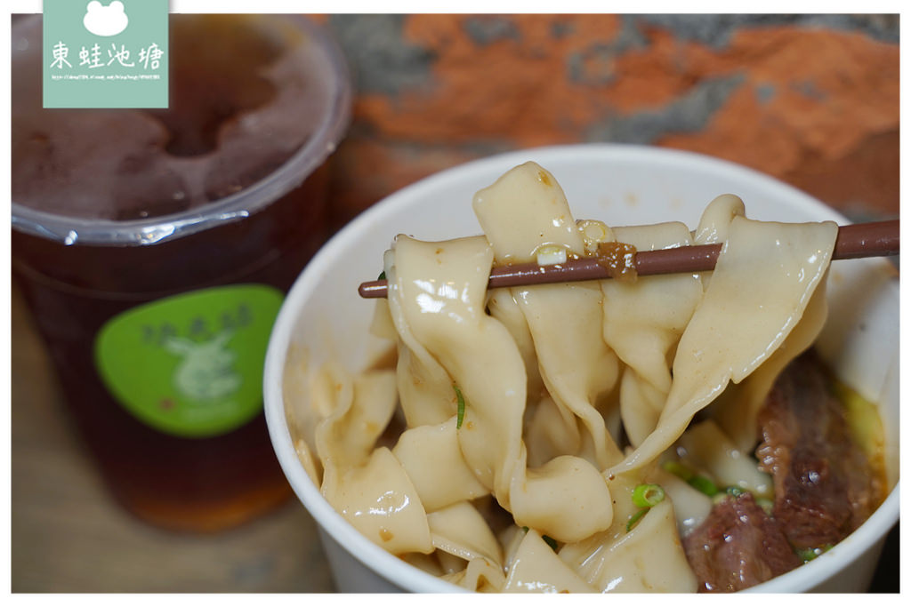 【新店小吃麵館推薦】時尚傳統新穎麵食 主廚嚴選外帶餐盒 功夫豬私廚好麵
