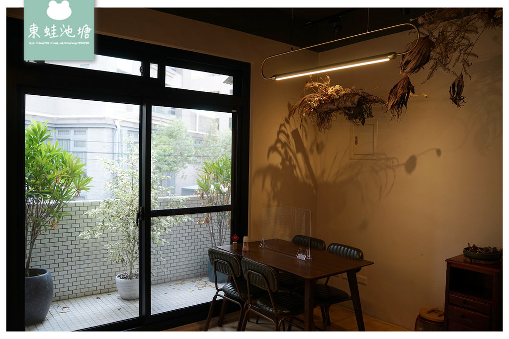 【新竹關東路美食推薦】新竹在地特色老宅餐廳 超軟嫩舒肥牛排 硬派主廚的軟嫩料理關東店