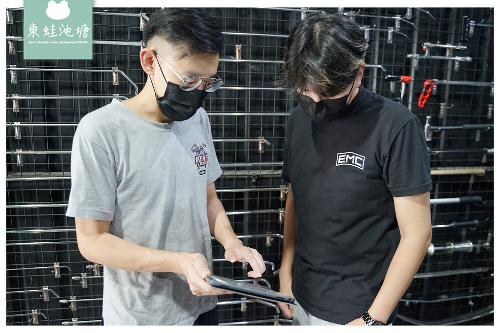 【台中汽車凹痕修復廠商推薦】免烤漆/免留車/免補土/保留原漆 美國PDR修復認證/IMI國際EV認證 DentGarage凹痕車庫