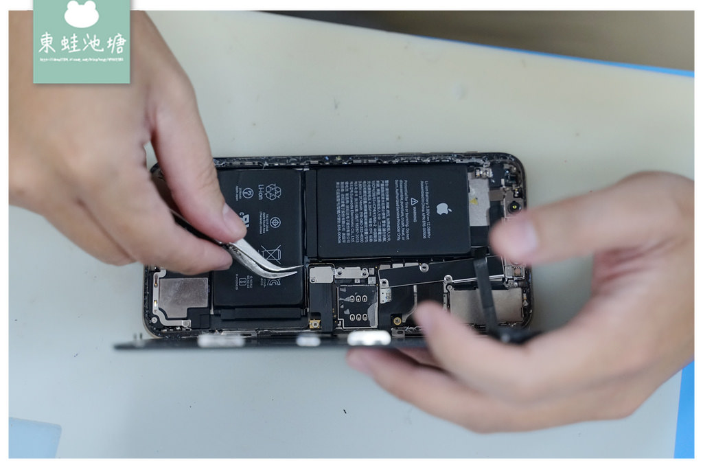 【新竹手機維修推薦】快刻立手機現場維修 現場iphone維修 電池更換