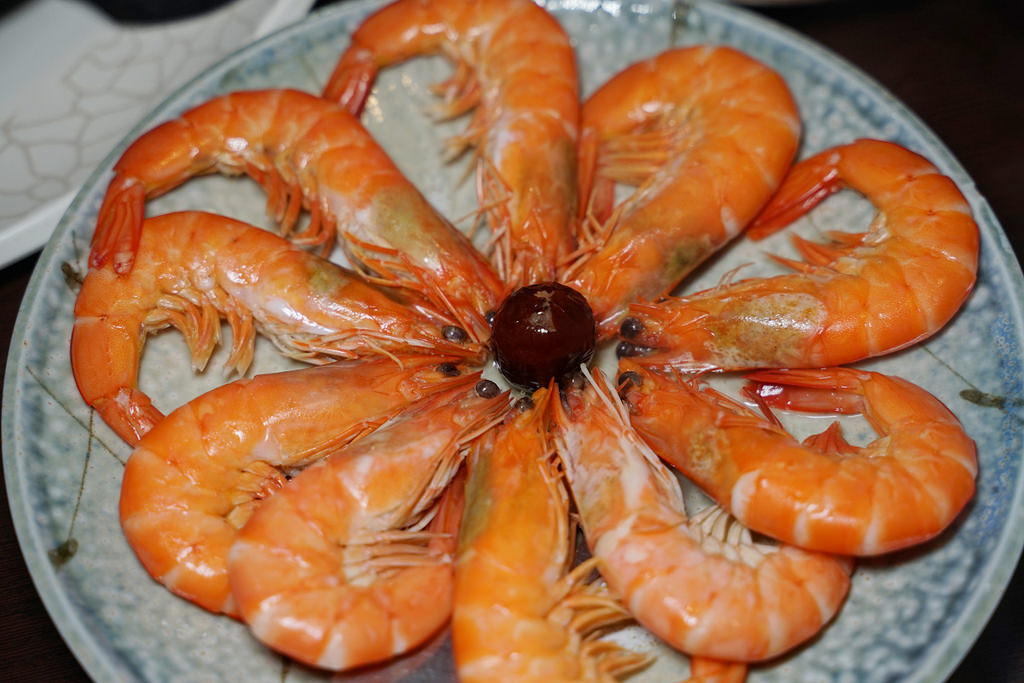 【花蓮必吃美食推薦】必吃九品蓮花鍋 花蓮在地野菜吃到飽 櫻の田野休閒養生館