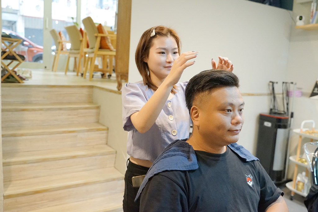 【台中市政府男生剪髮推薦】美甲美睫美髮三合一 洗髮按摩超到位 S&k美睫美甲