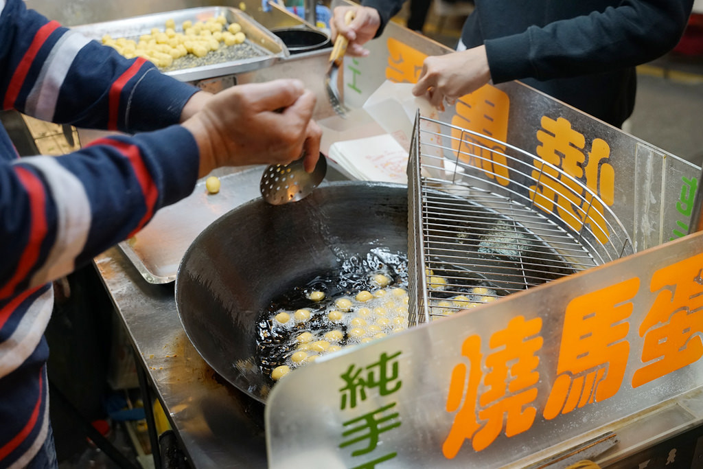【宜蘭東門夜市在地小吃推薦】口感Q彈地瓜球 好吃不貴純手工 正統燒馬蛋