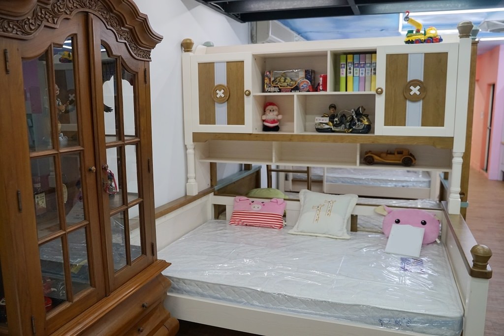 【台北兒童床架推薦】北歐實木上下舖雙層床架 造型跑車床架 SUN-BABY兒童家具 台北總代理