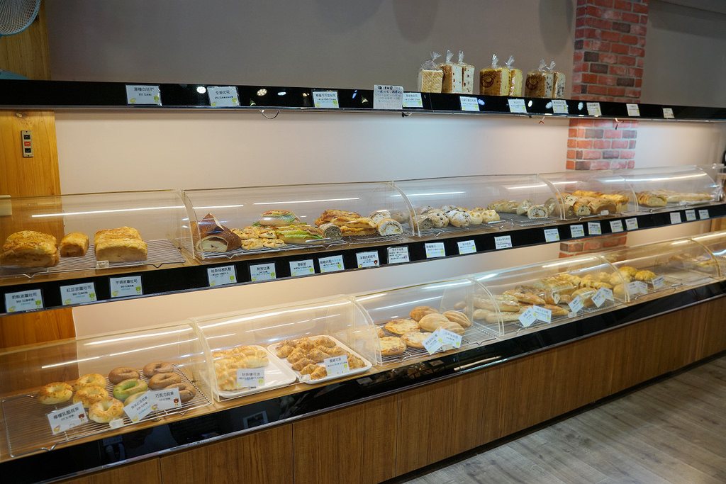 【台中南屯區麵包店推薦】自家廚房新鮮出爐 真材實料曲奇伴手禮盒 貝克莉烘焙坊