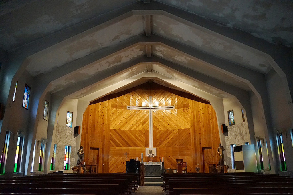 【花蓮網美秘境景點推薦】諾亞方舟船型大教堂 日本神社鳥居共存 新城天主堂