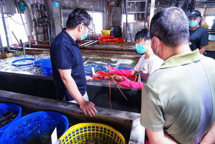 台中蛤蜊批發就在裕泰海產，餐廳進貨批發價超划算