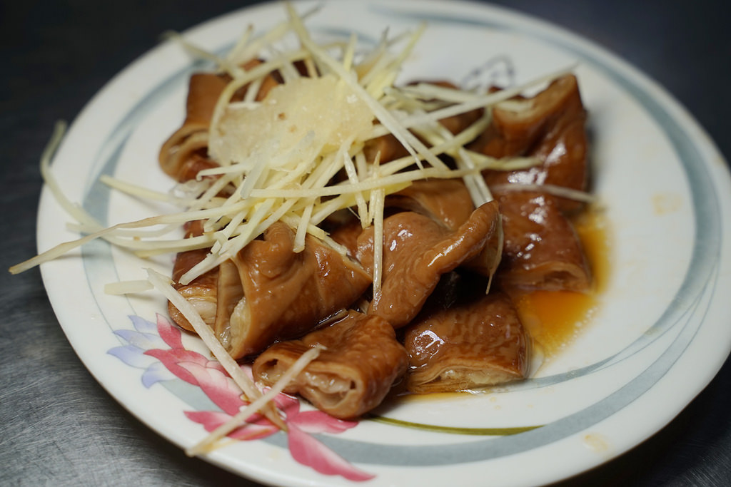 【嘉義火雞肉飯推薦】火雞肉飯/咖哩飯/爌肉飯通通有 小菜種類多超實惠 古早火雞肉飯