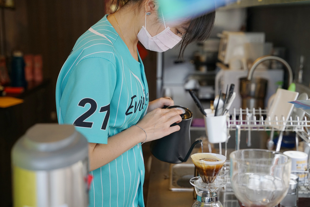 【嘉義下午茶推薦】自家烘焙獨家配方 COFFEE REVIEW 高分評鑑 Evie's Cafe' 伊米咖啡