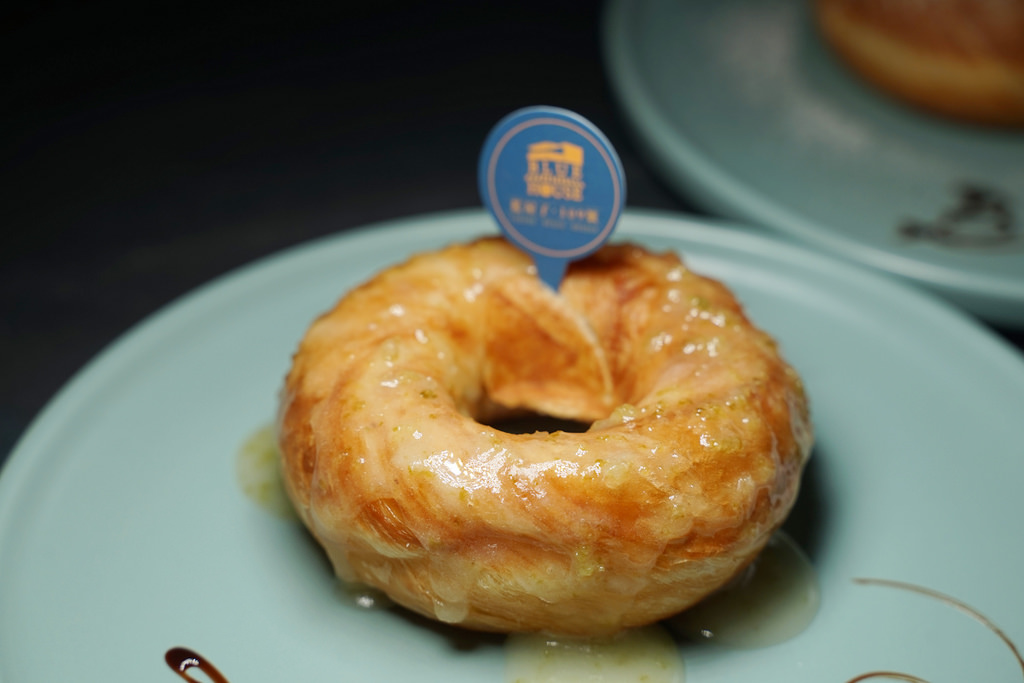 【新竹早午餐推薦】現點現烤義大利脆皮比薩 美味手作甜點蛋糕甜甜圈 藍屋子109號 BlueHouse NO.109