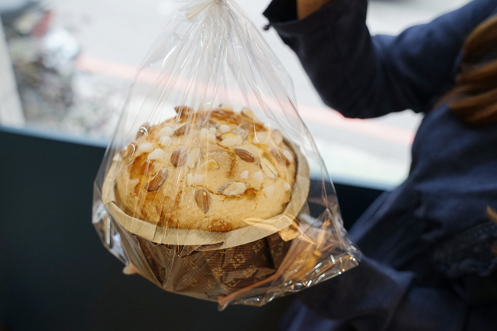 【台中霧峰人氣好吃麵包店推薦】Panettone義大利水果麵包年節禮盒 法國節慶必吃國王派 藍鯨手作&風土城堡烘焙坊