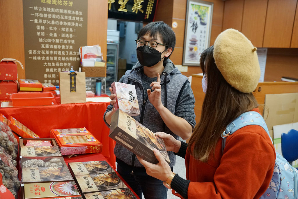 【迪化街年節禮盒推薦】杜仲蟲草雞湯年節禮盒組 美味桃膠雪蓮子銀耳露 聯通漢芳