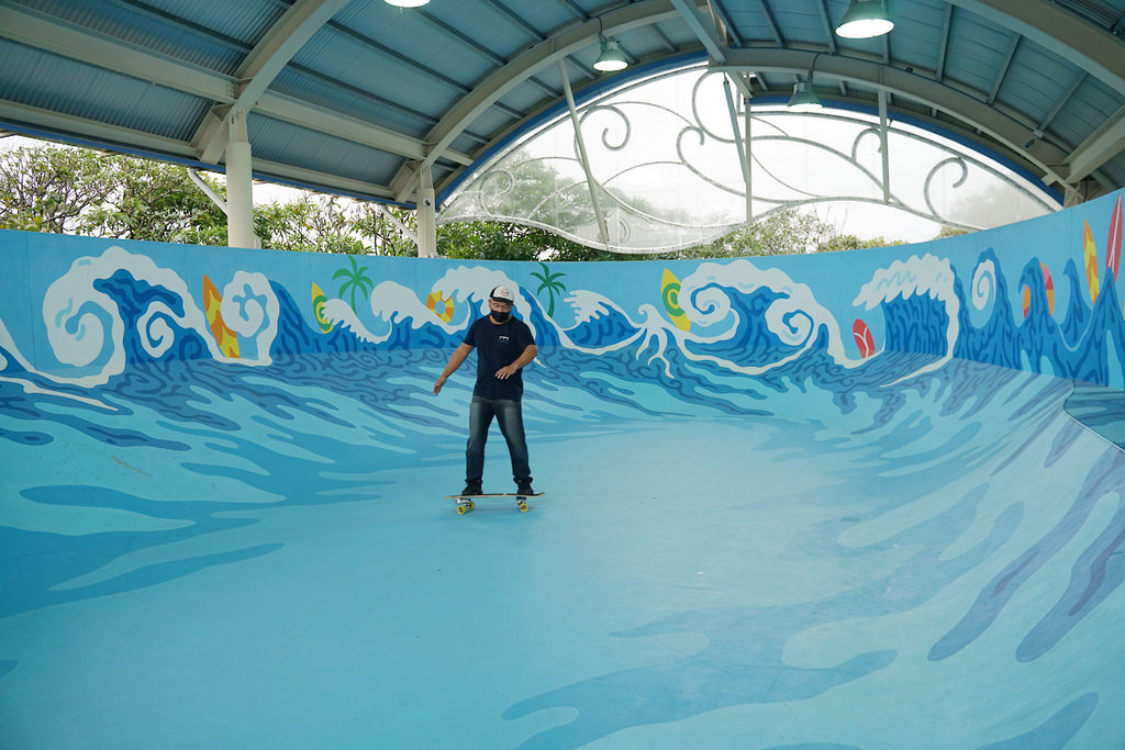 【中角灣衝浪運動教育園區/中角灣衝浪中心】全臺第一座「衝浪學苑」在新北金山 小學生也可以輕鬆學習衝浪SUP
