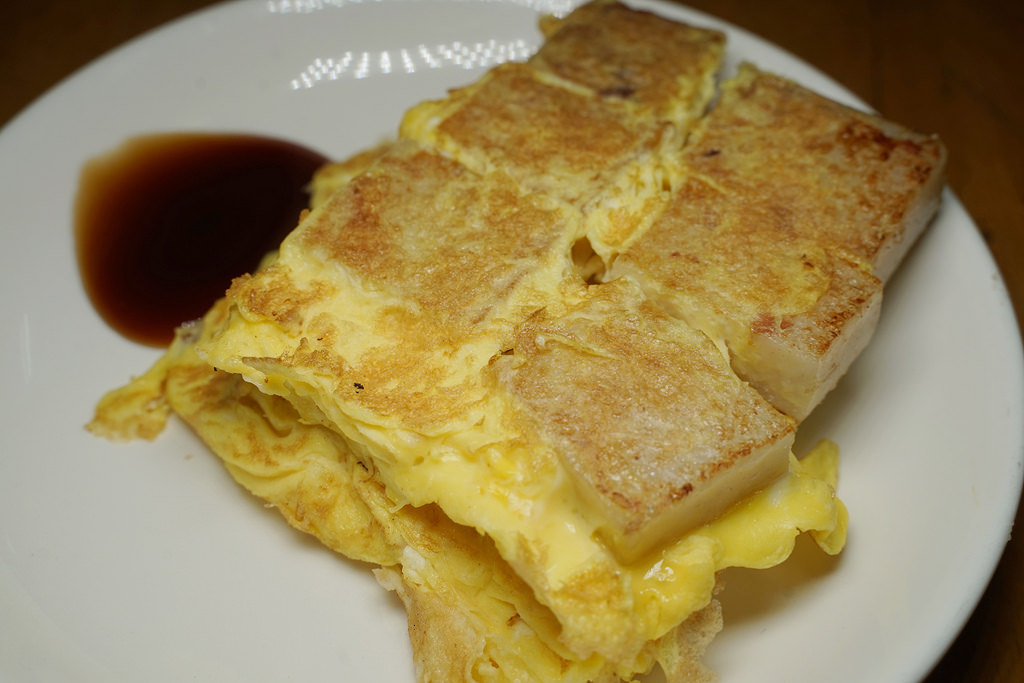 【大溪好吃蛋餅推薦】美味古早味蘿蔔糕/酥皮蛋餅/肉蛋味司 小玲冰果室民權店