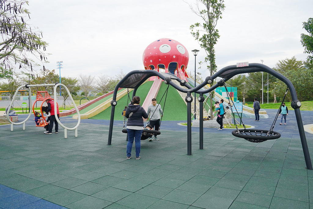 【苗栗親子公園推薦】苗栗第一座特色親子公園 3樓高八爪章魚溜滑梯 貓裏喵親子公園