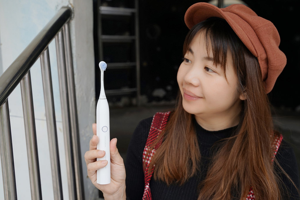 【電動牙刷推薦】瑞士專業級頂級口腔護理 一次擁有三種創新刷頭 CURAPROX 極致鑽白音波震動牙刷