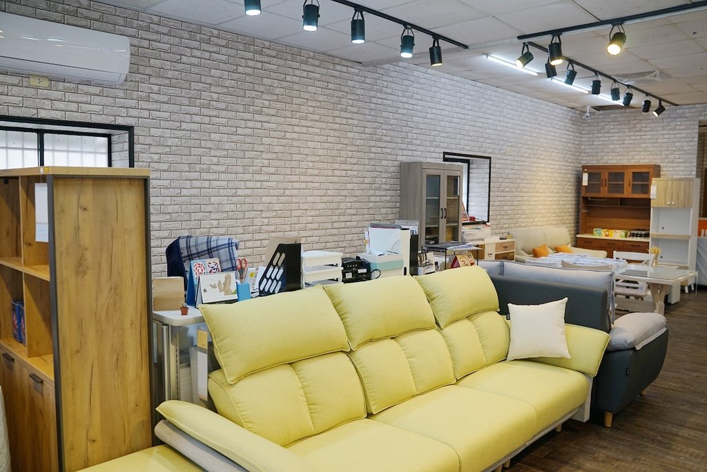 【宜蘭家具店推薦】宜蘭市區滿萬免運送貨到府 客製化沙發終身保修 億家具批發倉庫宜蘭店