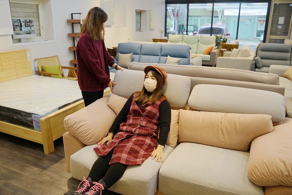【宜蘭家具店推薦】宜蘭市區滿萬免運送貨到府 客製化沙發終身保修 億家具批發倉庫宜蘭店