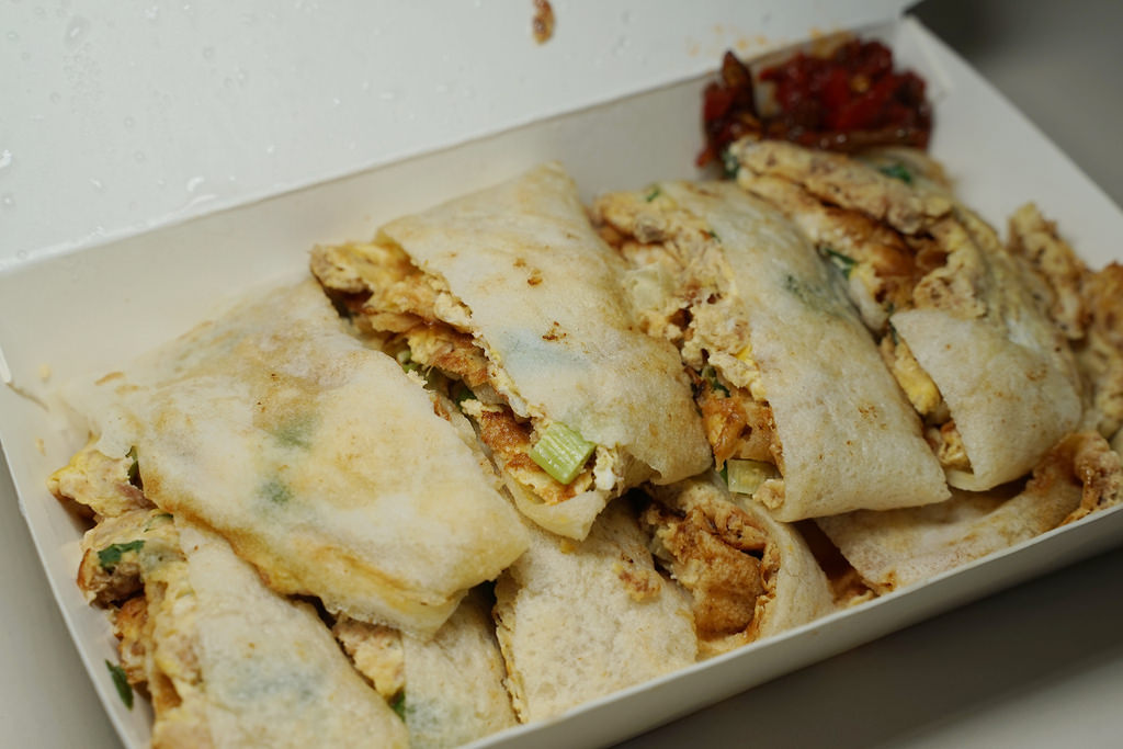 【中壢中式早餐推薦】元化路無名人氣早餐 半熟蛋魯肉飯加辣超美味 無名煎包、鹹粥、蛋餅