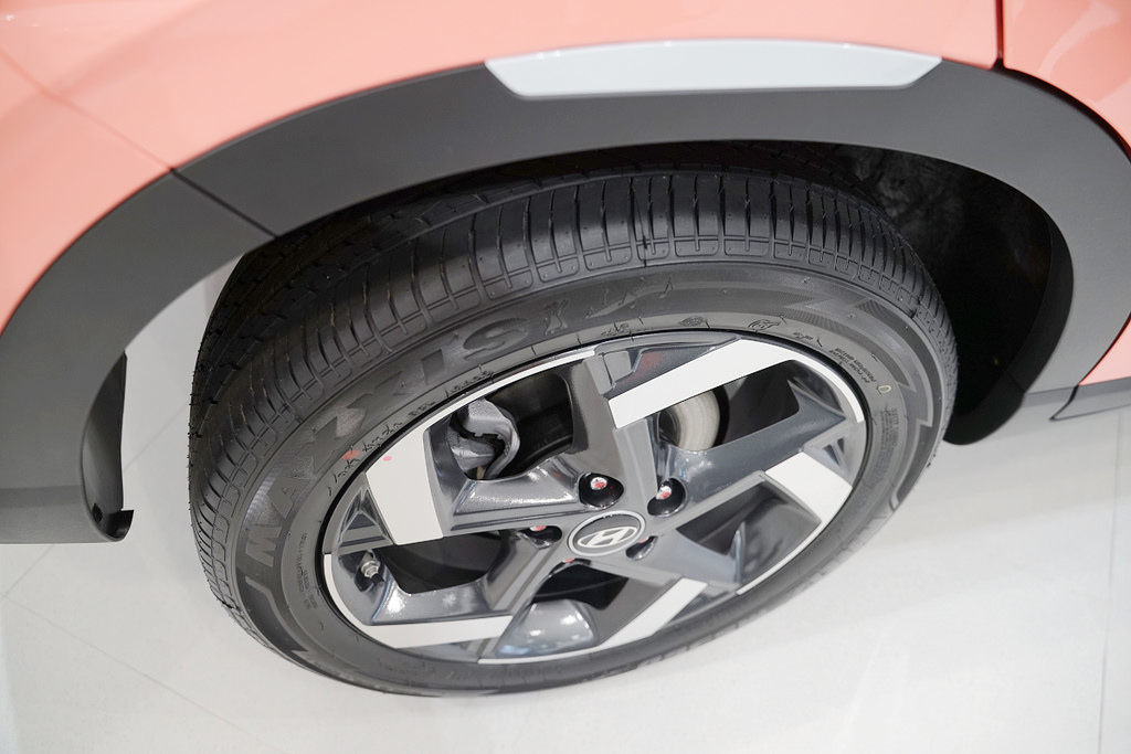 【Hyundai 現代汽車】人氣小跨界 Venue超圈粉 新上市 全台限量新色100輛