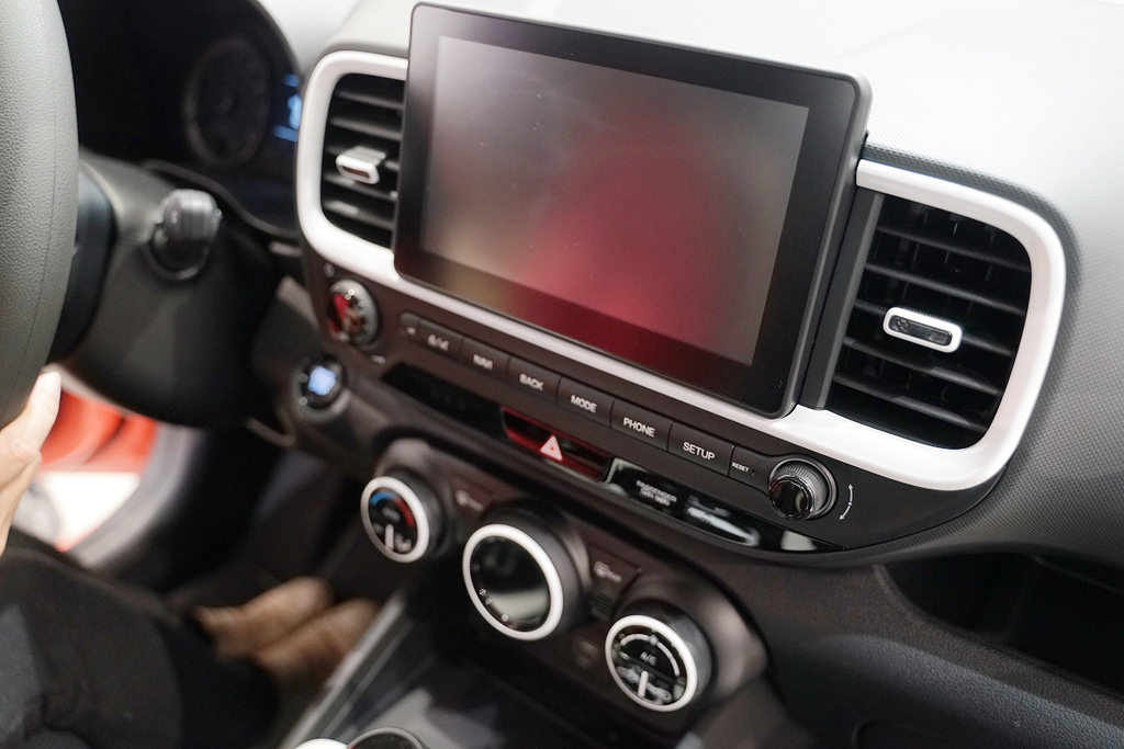 【Hyundai 現代汽車】人氣小跨界 Venue超圈粉 新上市 全台限量新色100輛