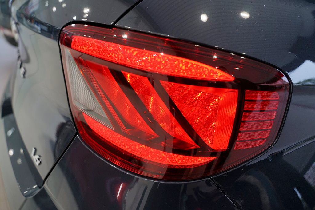 【Hyundai 現代汽車】人氣小跨界 Venue超圈粉 新上市 全台限量新色100輛