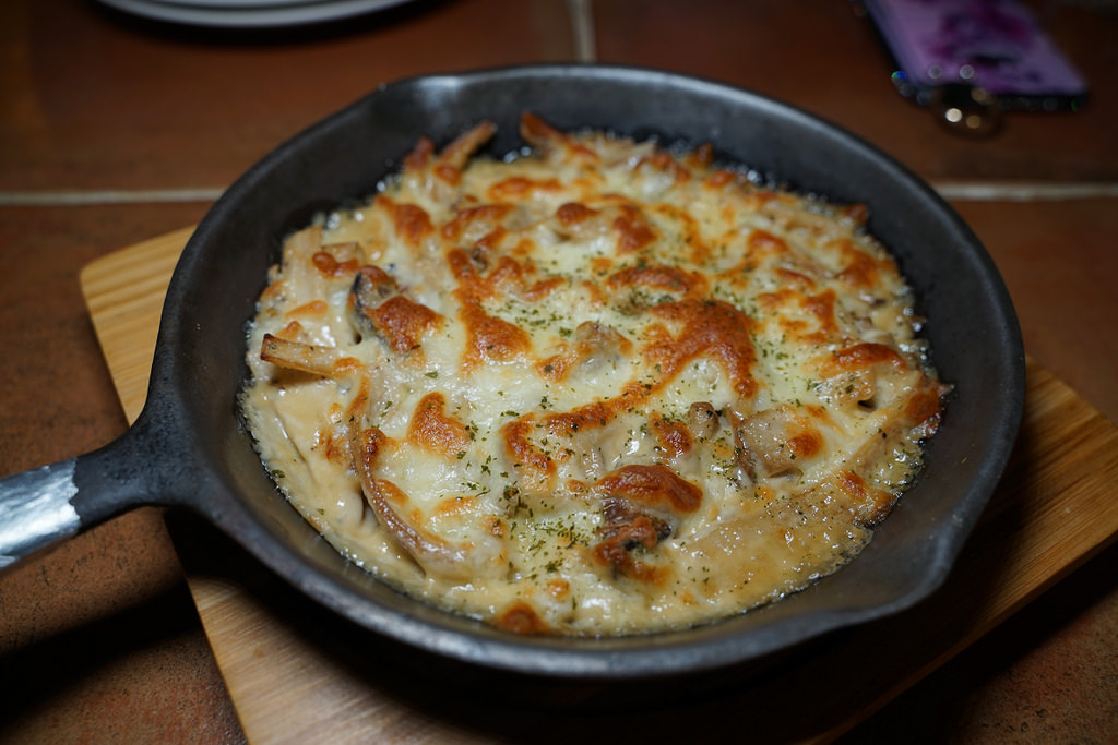 【新竹好吃Pizza推薦】鄰近新竹大遠百 新竹聚餐好選擇 La Festa Pizzeria 菲斯塔披薩屋