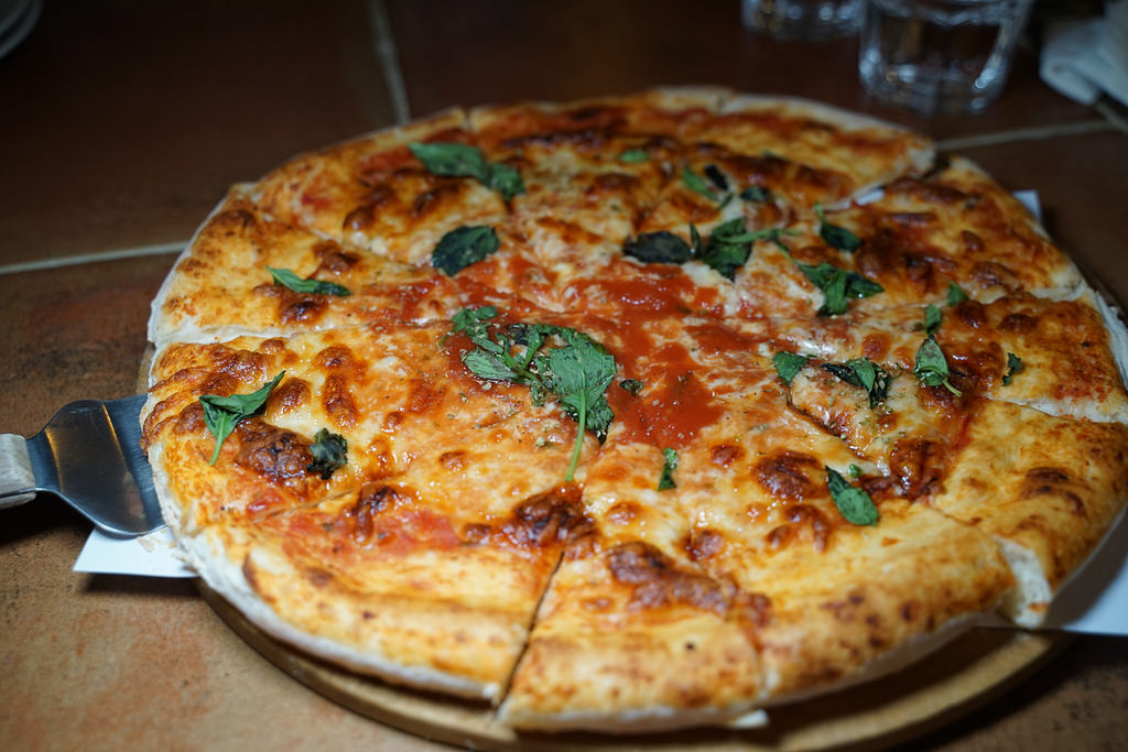 【新竹好吃Pizza推薦】鄰近新竹大遠百 新竹聚餐好選擇 La Festa Pizzeria 菲斯塔披薩屋