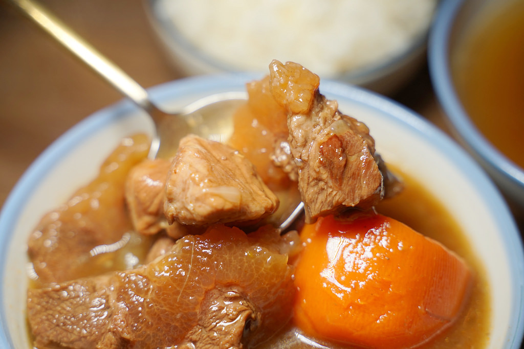 【新竹東門市場美食推薦】超美味老宅舒肥料理 湯品飲料甜點通通都好吃 硬派主廚的軟嫩料理-東門市場