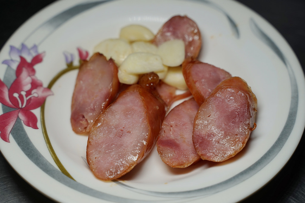 【嘉義文化路夜市美食推薦】宵夜場小吃好選擇 美味雞肉飯/香腸/豬皮 阿信美食