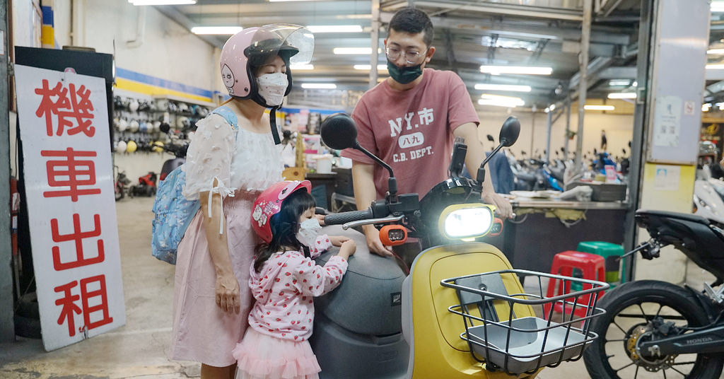 【台南租機車推薦】台南租Gororo電動車好選擇 車站接送超方便 明正機車出租