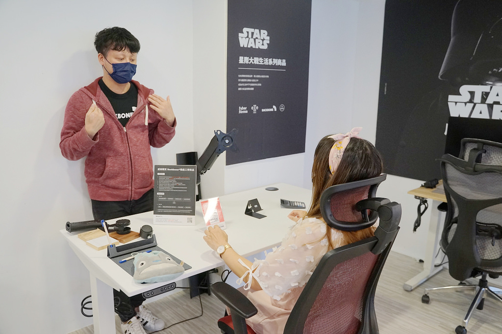 【台北人體工學椅推薦】全方位客製化量身訂做 實體試坐更安心 Backbone椎座工學