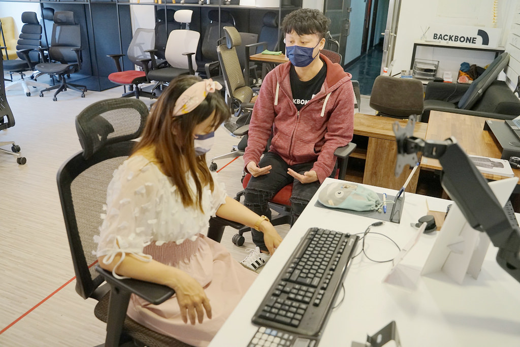 【台北人體工學椅推薦】全方位客製化量身訂做 實體試坐更安心 Backbone椎座工學