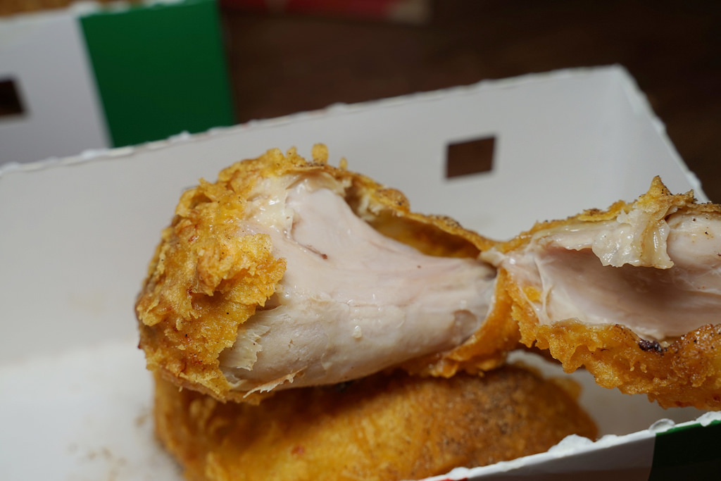 【中壢炸雞推薦】現點現炸超酥脆 義式+脆皮炸雞 拿坡里炸雞中壢新生店