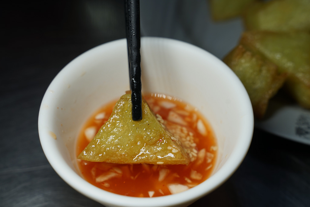 【龍岡好吃米干推薦】清爽湯頭免費泡菜 美味好吃炸豆粉 阿秀米干