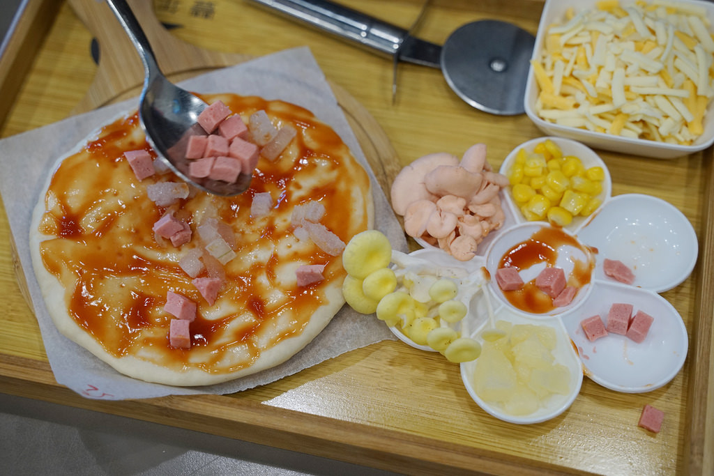 【南投埔里免費景點推薦】菇菇Pizza/彩繪手作DIY 親子採菇體驗超好玩 豐年靈芝菇類生態農場