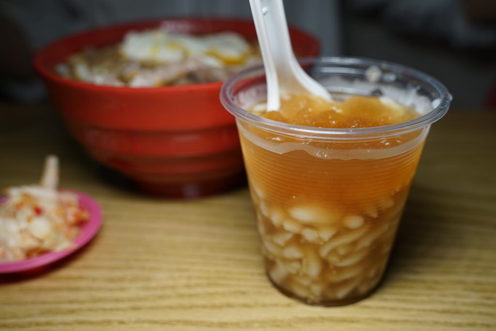 【龍岡米干推薦】湯頭濃郁餐點豐富 夏日甜品米涼蝦 唐記雲南米干總店