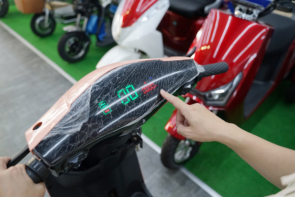 【台北電動機車推薦】免駕照可攜式電池 工廠直銷合法上路 永昌電動車北市大安店