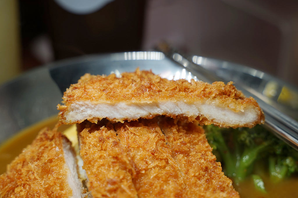 【台北公館市場美食推薦】水源市場高CP值咖啡飯 外酥內嫩炸豬排 三時午咖哩屋公館店