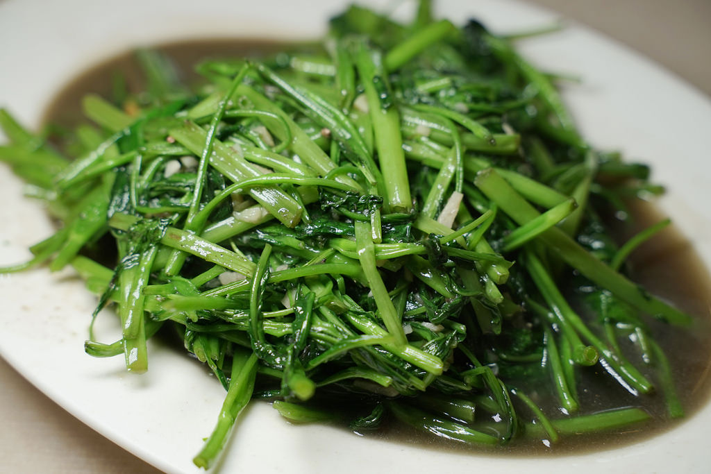 【新竹越南料理推薦】新竹工研院美食好選擇 美味生菜春捲/法國麵包香茅雞肉 明昌越式餐館