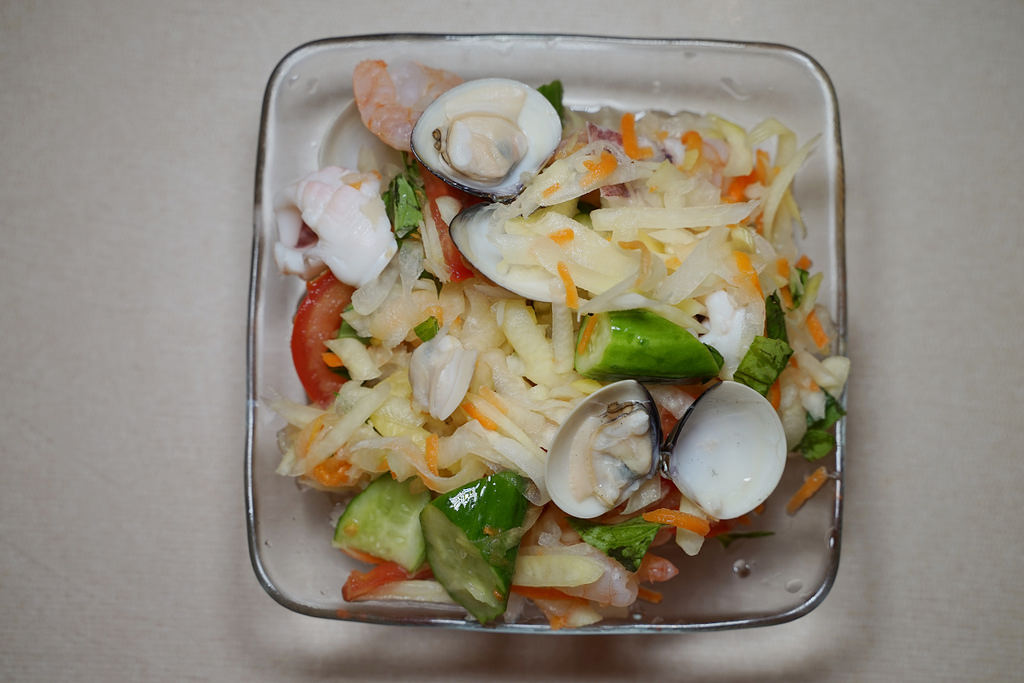 【新竹越南料理推薦】新竹工研院美食好選擇 美味生菜春捲/法國麵包香茅雞肉 明昌越式餐館